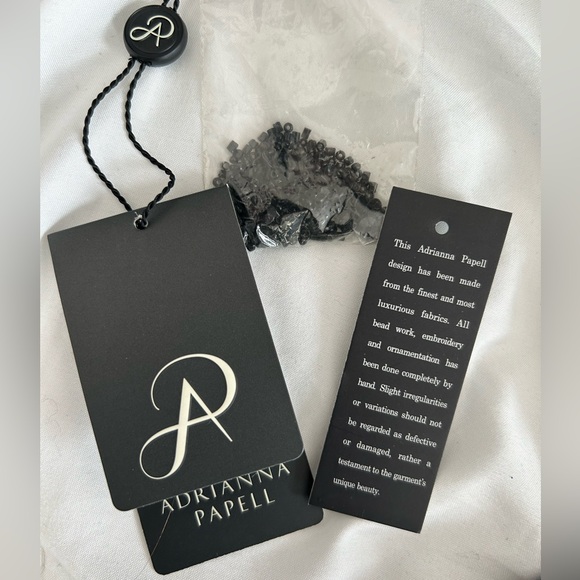 Adrianna Papell navy beaded v-neck dress.  Size 16 - Picture 5 of 11